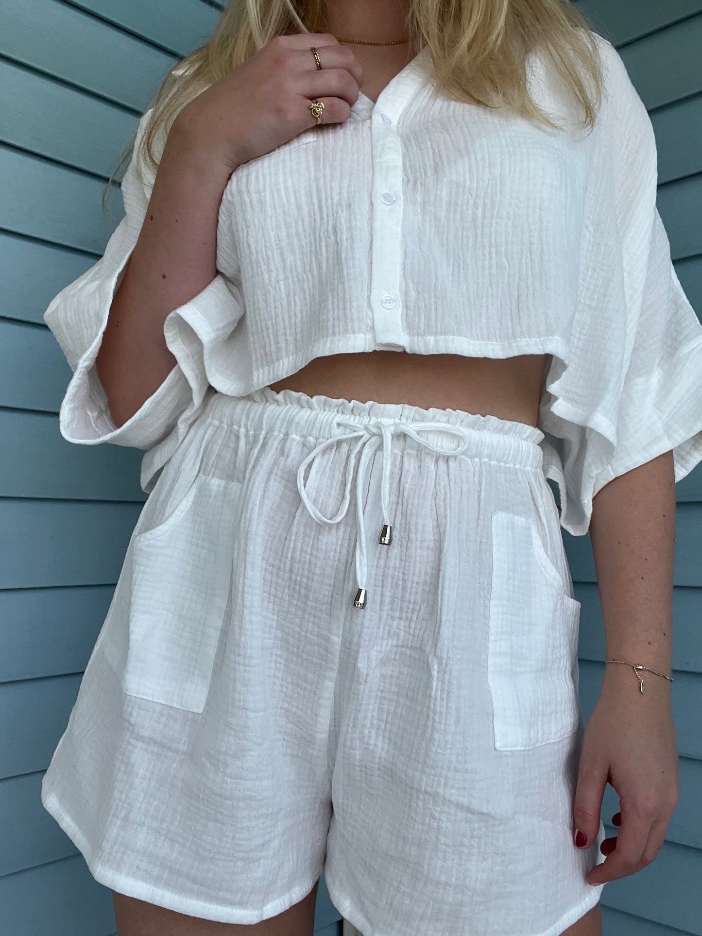 Cleo Set Top
